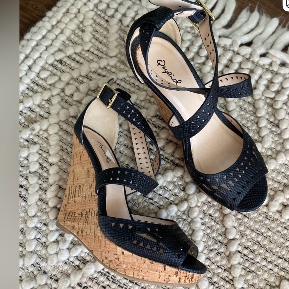 Qupid‎ Wedges Sz 5.5